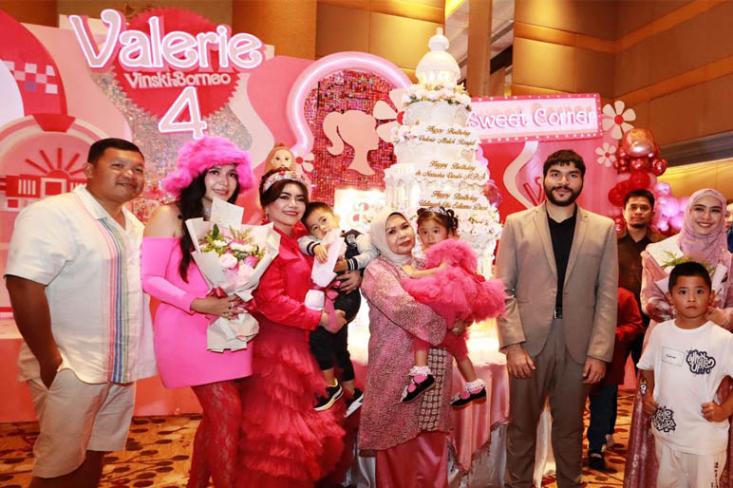 Perayaan ulang tahun Valerie Vinski Borneo yang ke-4 digelar bersamaan dengan penobatan Brand Ambassador CSC untuk mengedukasi manfaat tali pusat bagi kesehatan (Foto: Ist)