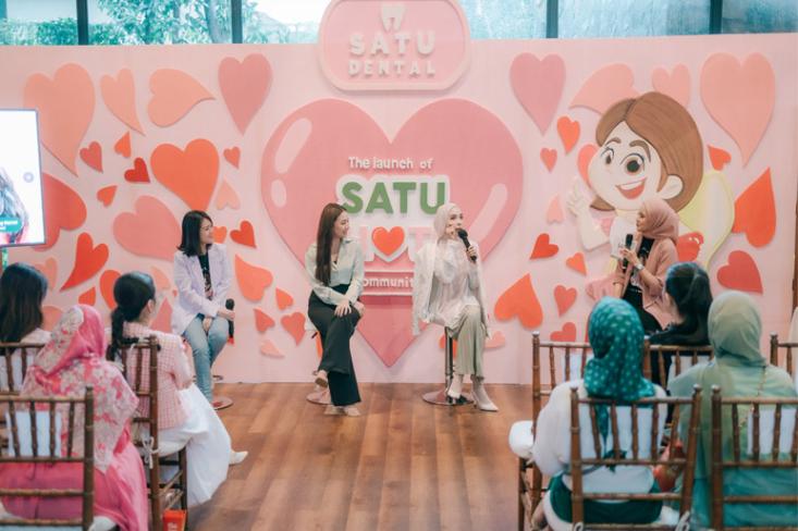 Komunitas Satu Hati by Satu Dental resmi diluncurkan pada Sabtu, 6 Juli 2024 dalam acara Launch Party di Taman Kajoe, Cilandak, Jakarta Selatan, digelar pula talkshow, ragam aktivitas anak, live music, dan sebagainya (Foto: Ist)