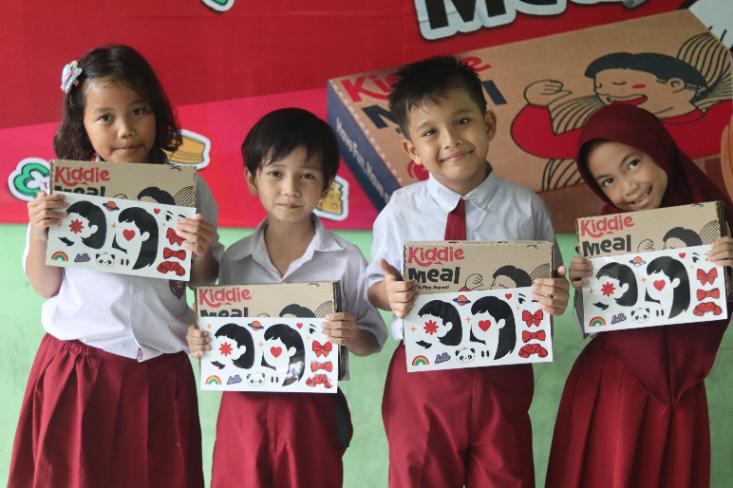 Meriahkan Hari Anak Nasional 2024, Pizza Hut Indonesia meluncurkan kembali menu Kiddie Meal (Foto: Ist)