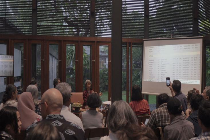 Bedah buku Novel sejarah berjudul Sapaan Sang Giri di kawasan Kemang Jakarta pada Sabtu 3 Agustus 2024. Foto: Ist