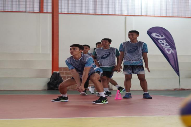 ASICS Indonesia telah memberikan dukungannya secara dominan pada cabang olahraga Voli melalui pembinaan terhadap komunitas-komunitas voli dan juga kepada tim amatir (Foto : Ist)