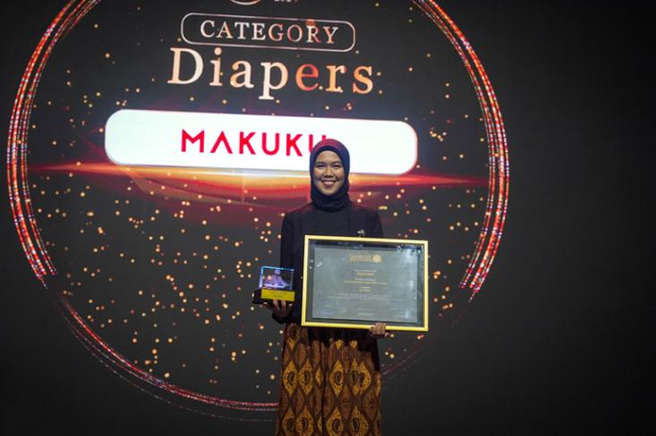 Makuku meraih penghargaan Superbrands Indonesia Choice Award 2024 dalam kategori popok bayi (Foto: Ist)