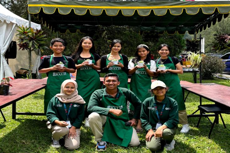 Bazar Hari Raya yang diselenggarakan 25 sampai 29 September 2024, dimeriahkan dengan berbagai kegiatan, mulai dari kelas edukasi, bazar kuliner, sampai atraksi budaya (Foto : Ist)