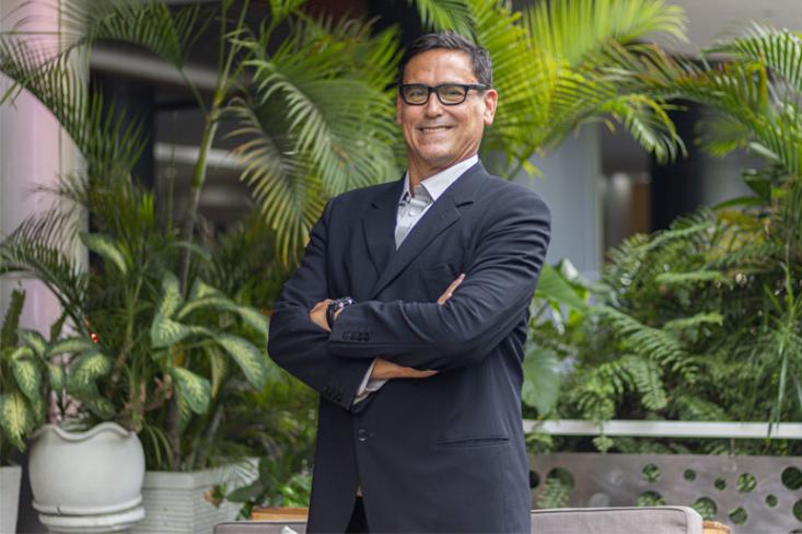 Berpengalaman lebih dari 20 tahun dalam manajemen perhotelan dengan reputasi luar biasa, Francisco Holmes-Brown ditunjuk sebagai General Manajer baru HARRIS & POP! Hotel Kelapa Gading (Foto: Ist)