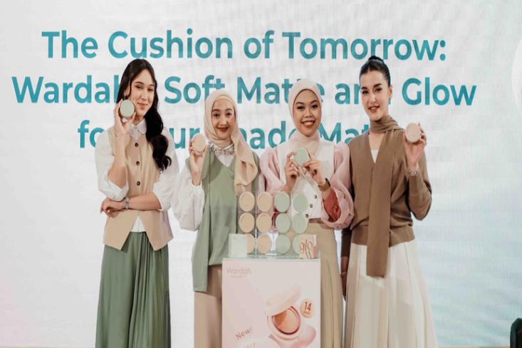 Wardah Luncurkan The New Era Cushion dengan Glow dan Soft-Matte Finish untuk Semua Skin-tone Perempuan Indonesia (Foto : Ist)