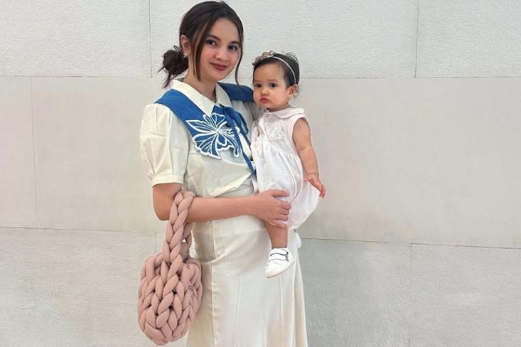 Sabrina Anggrainy dan Baby Luna (Foto: dok. Instagram)