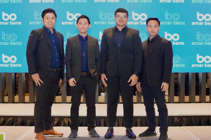 Ki-ka: Senior Vice President of Retail Banking Amar Bank Abraham Lumban Batu, Senior Vice President of Finance David Wirawan, Chief Technology Officer Kevin Kane, dan Senior Vice President of MSME Josua Sloane Solagracia. Foto: Ist