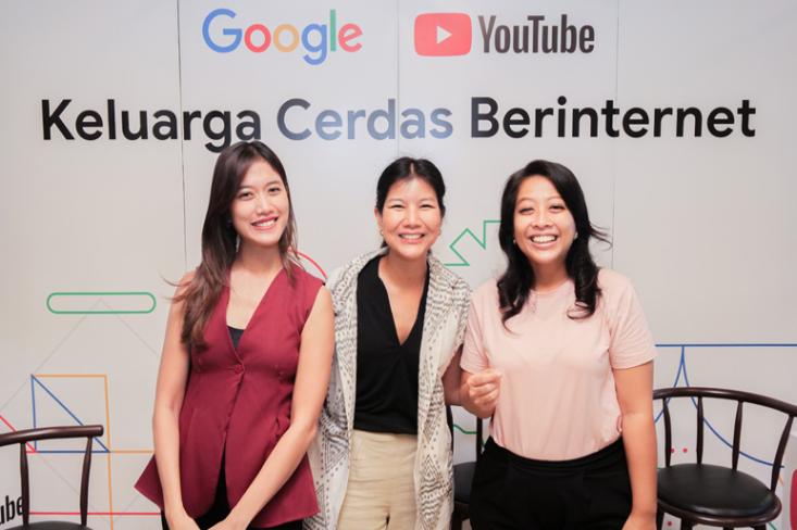 Merayakan Hari Keluarga Nasional Google Indonesia, berdiskusi mengenai bagaimana membentuk kebiasaan digital yang baik, bersama mendukung generasi berikutnya dan keluarga Indonesia untuk lebih cerdas, bijak, dan tangkas berinternet (Foto : Ist)