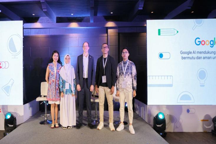 Google meluncurkan berbagai alat AI pendidikan terbaru untuk Indonesia: perpanjangan langganan gratis 12 bulan AI Pro untuk mahasiswa, fitur Guided Learning, dan program baru Google Student Ambassadors (Foto : Ist)