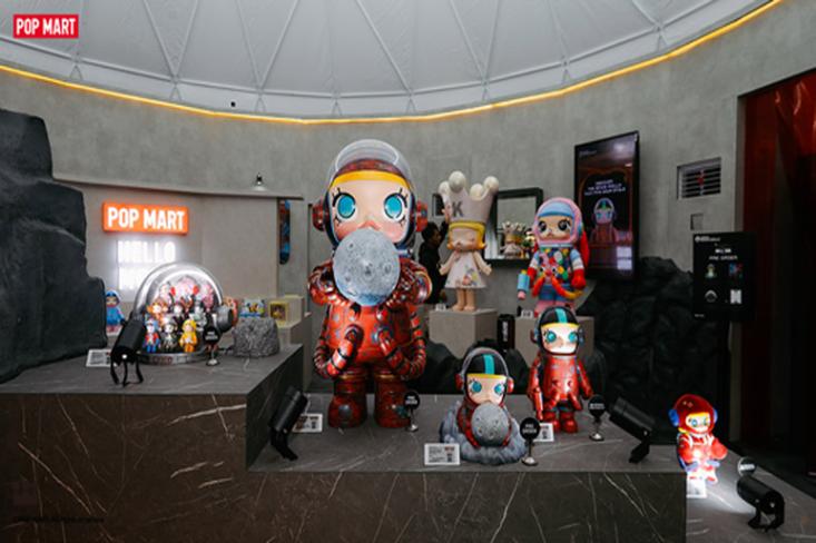 Pameran MEGA SPACE MOLLY: Hello Moon resmi hadir di Senayan City mulai 15 Agustus hingga 16 September 2025 (Foto : Ist)