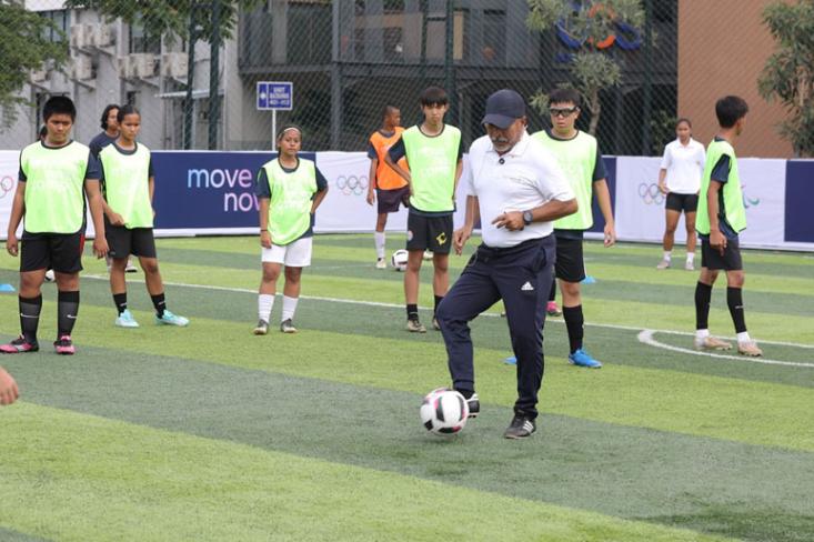 Coach Fakhri Husaini membagi tiga poin penting yang harus diperhatikan oleh pemain muda untuk menjadi pemain sepak bola profesional (Foto : Ist)