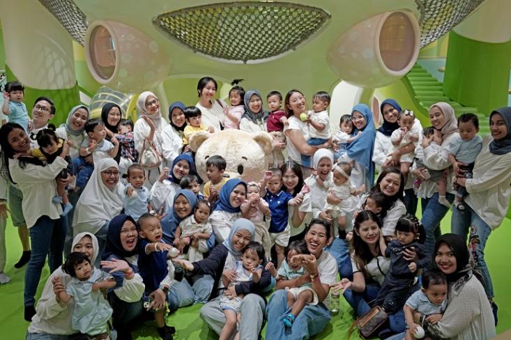 Fluffy menggelar playdate spesial bersama 20 Mombassador dan keluarganya sebagai bagian dari perayaan ulang tahun ke-24 di Buumi Playscape Jakarta (Foto: Ist)