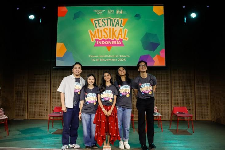(Ki-ka) Billy Gamaliel (Produser FMI & Program Manager Indonesia Kaya), Nala Amrytha(Produser FMI), Quinn Salman (Brand Ambassador FMI 2025) , Ara Ajisiwi (Brand Ambassador), Gerry Gerardo, Brand Ambassador