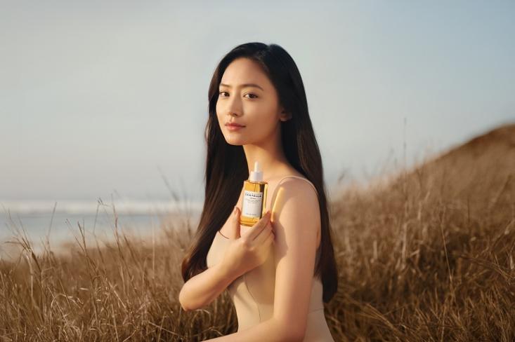 Skin1004 gandeng Natasha Wilona sebagai Brand Ambassador pertama di Indonesia, ajak masyarakat untuk “Find Calm in Nature’s way” yakni kembali ke alam (Foto: Ist)