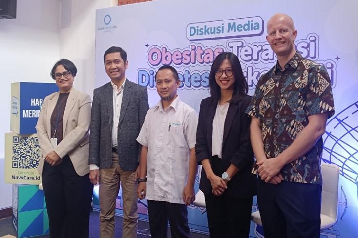 Para narasumber dalam diskusi media bertajuk “Obesitas Teratasi, Diabetes Terkendali“ dalam rangka Hari Diabetes Dunia 2025 yang digelar oleh Novo Nordisk Indonesia di Jakarta (Foto: Efa)