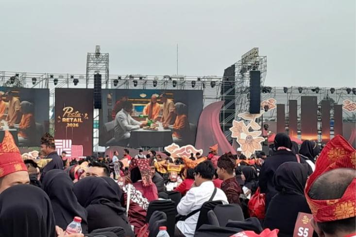 Acara yang diinisiasi oleh Sampoerna Retail Community (SRC) ini bukan sekadar seremoni, melainkan bukti nyata ketangguhan ekonomi rakyat di era digital. Foto: Novi