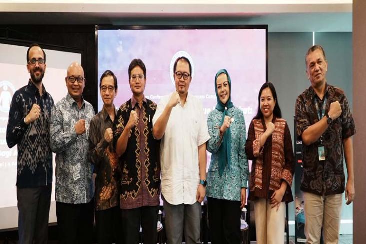 Infeksi dengue dapat terjadi sepanjang tahun, dengan risiko lebih tinggi saat musim hujan, masyarakat perlu mengenali tanda bahaya dengue (Foto : Ist)