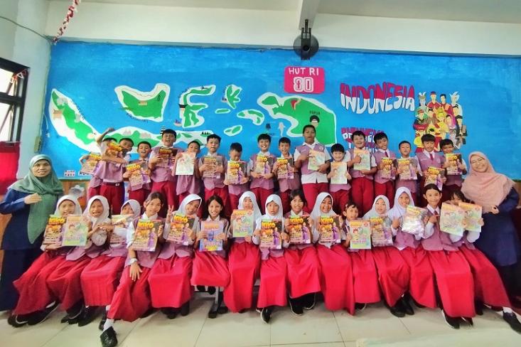 Kelas Kreatif Mewarnai di SDN Kenari 01 Bersama Majalah KIKO Just For Kids (Foto: Efa)