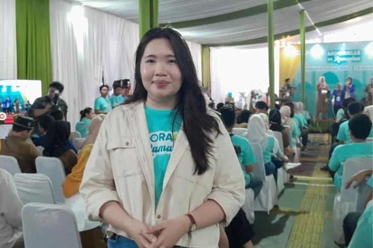 Cindy Oktavian, Chief Marketing Officer Kacamatamoo saat menggelar program “Mooracle in Ramadan 2026“ Berbagi dan Silaturahmi di Panti Sosial Tuna Netra Bina Cahaya Batin, Jl. Dewi Sartika No.9, Kramat Jati, Jakarta Timur, Senin, 16 Maret 2026