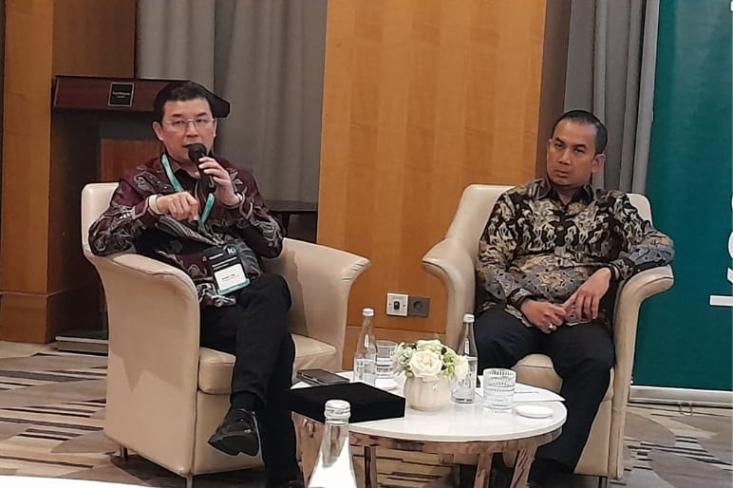 Ki-ka: Adrian Hia, Managing Director untuk Asia Pasifik di Kaspersky dan Defi Nofitra, Country Manager untuk Indonesia di Kaspersky. Foto: Novi