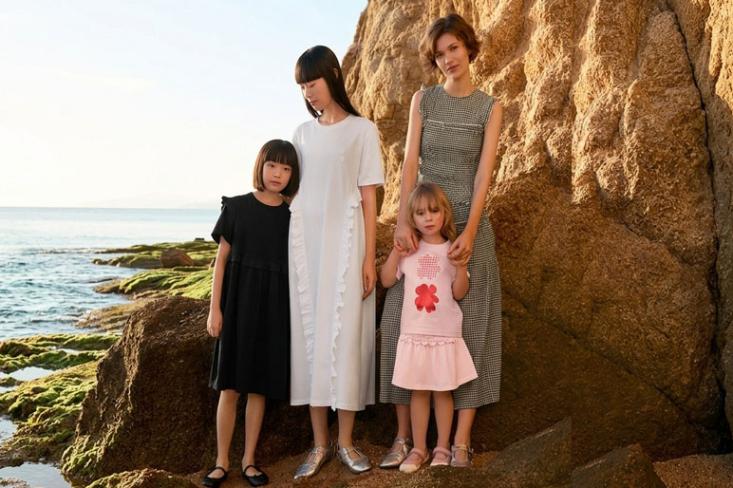UNIQLO menghadirkan koleksi kolaborasi perdana  dengan Cecilie Bahnsen, desainer womenswear asal Denmark menghasilkan koleksi LifeWear dalam sentuhan romantis untuk perempuan dewasa dan anak (Foto: Ist)