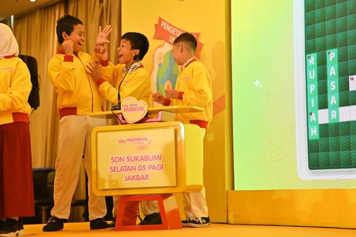 Siswa-siswa dari 8 Sekolah Dasar sangat antusias mengikuti seleksi tingkat provinsi DKI Jakarta dan Banten kompetisi DANCOW Indonesia Cerdas Season 2 (Foto: Ist)