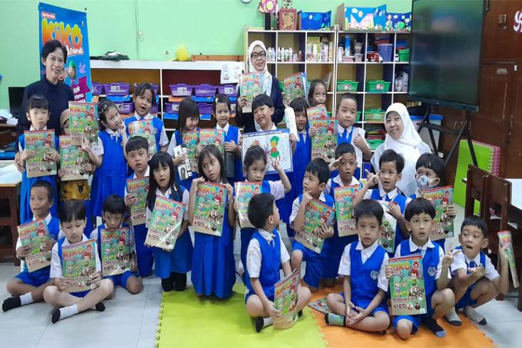 Melalui karakter Kiko yang aktif dan berani, anak-anak diajak menyelami dunia warna sekaligus diperkenalkan pada kegembiraan membaca. Foto: Novi