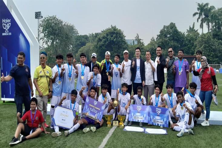 Setelah melalui pertandingan ketat yang mempertemukan talenta muda dari berbagai daerah, TEO Surabaya sukses mengukuhkan diri sebagai juara. Foto: Novi