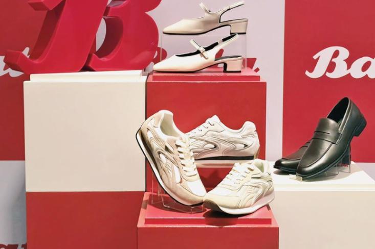 Menghadirkan ragam pilihan footwear yang dirancang untuk menjawab kebutuhan dan gaya hidup konsumen yang terus berkembang (Foto: Ist)
