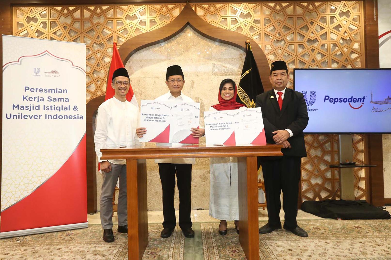 Penandatanganan MoU Kerja sama Unilever dengan Masjid Istiqlal