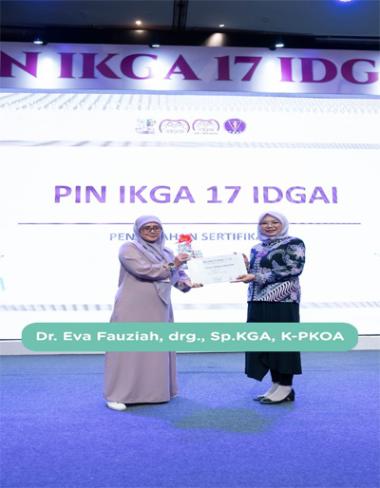 Dr. Eva Fauziah, drg., Sp.KGA., K-PKOA (kanan). Foto: Ist