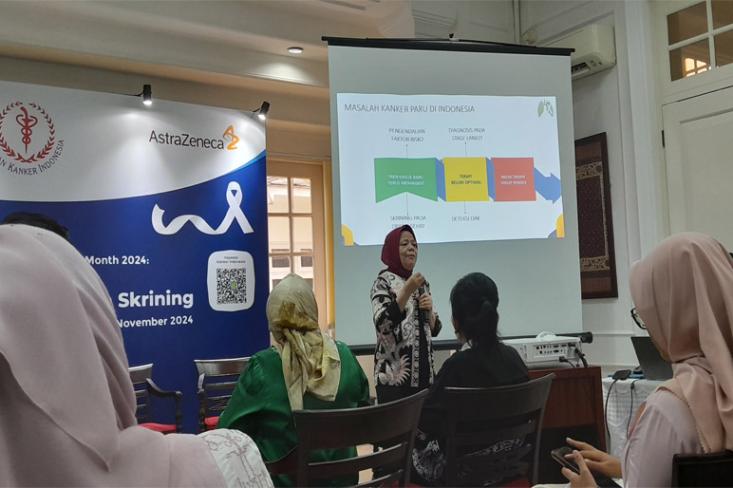 Ketua Bidang Ilmiah Yayasan Kanker Indonesia, Prof. dr. Elisna Syahruddin. Foto: Novi