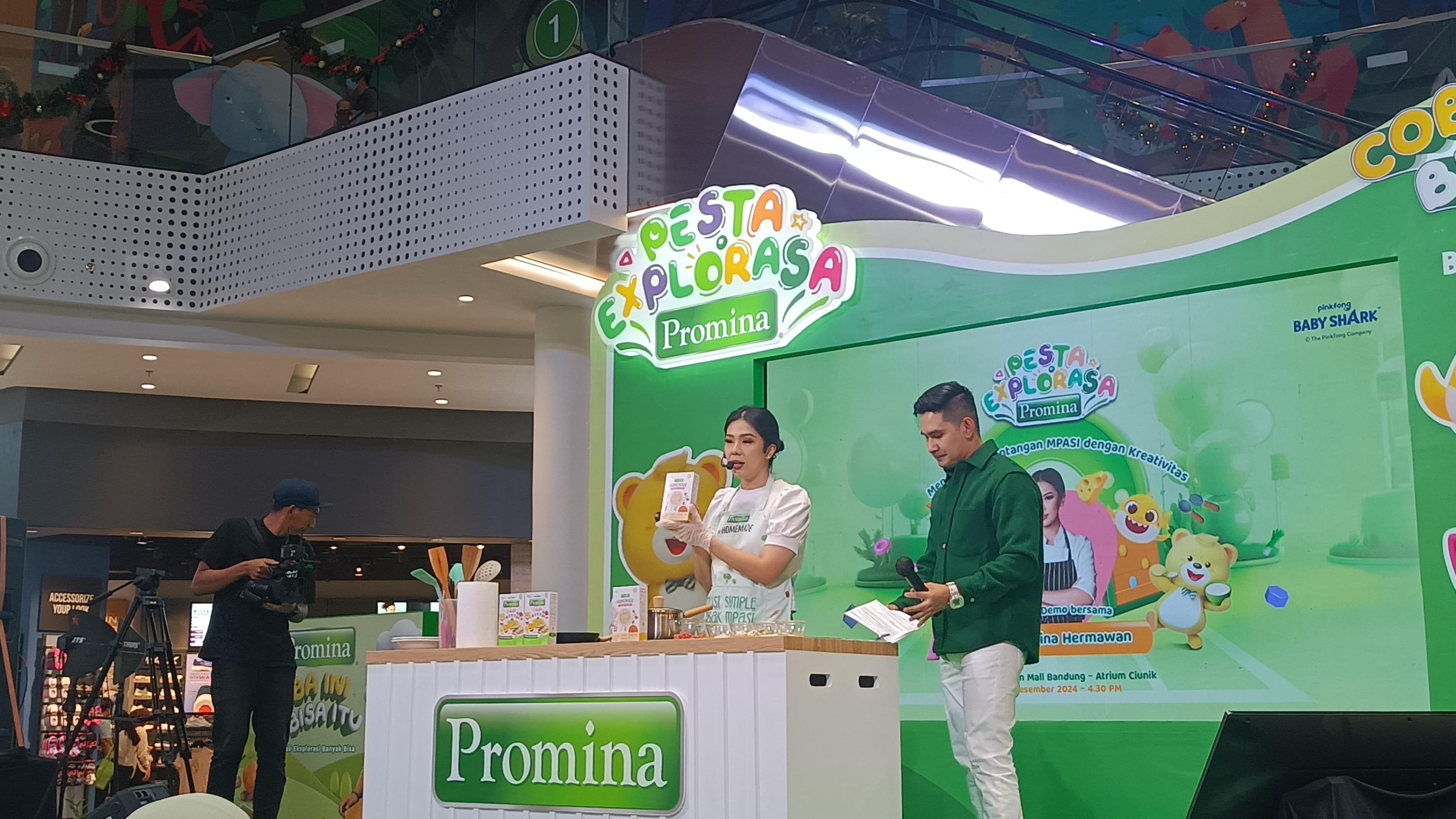 Sesi demo cooking bersama Chef Devina