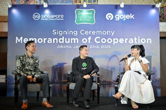 (ki-ka) Terrence Voon, STB Executive Director SEA dan Mario Alvin, Gojek Head of Marketing