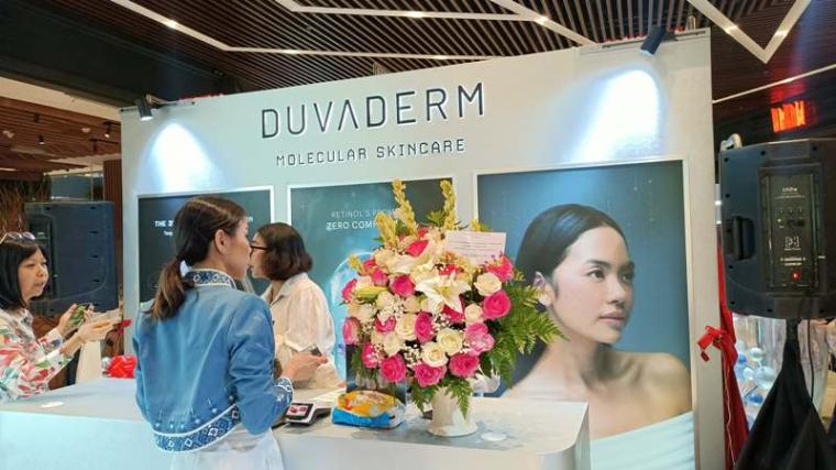 Duvaderm booth