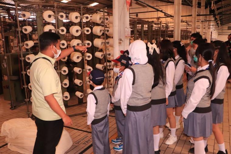 Sidang kerja Kidzania CongreZZ pabrik Rider