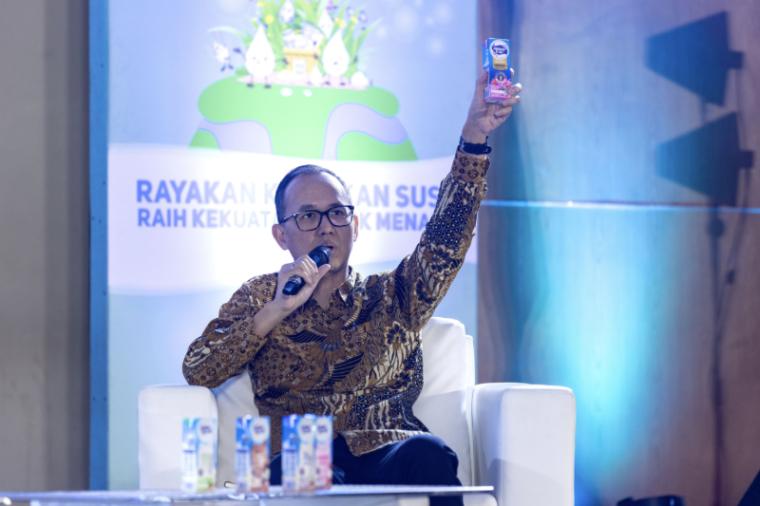 Corporate Affairs Director PT Frisian Flag Indonesia Andrew