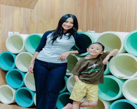 Gaya kompak Rini Yulianti & Xavier (Foto : Ist)