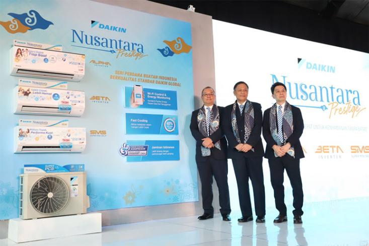 Ki-ka: Shinji Miyata, Presdir DIID Khamhaeng Boonthavee, dan Budi Mulia. Foto: Ist