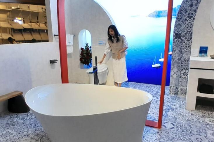 Kohler hadirkan transformasi kamar mandi ala resort mewah di IndoBuildTech 2025. Foto: Novi