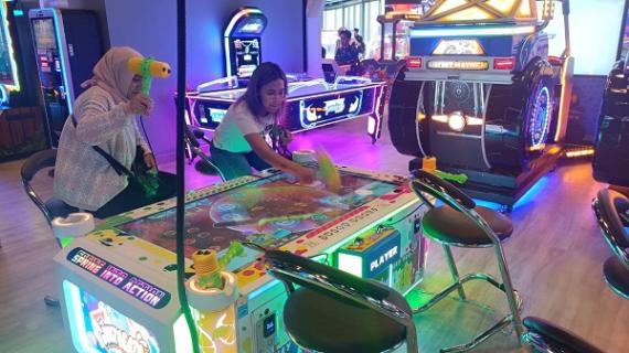Menghadirkan lebih dari 195 mesin arcade (Foto: Efa)