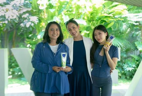 Murni Harningsih, dr. Nadya Alaydrus dan Angelynne Andersen 