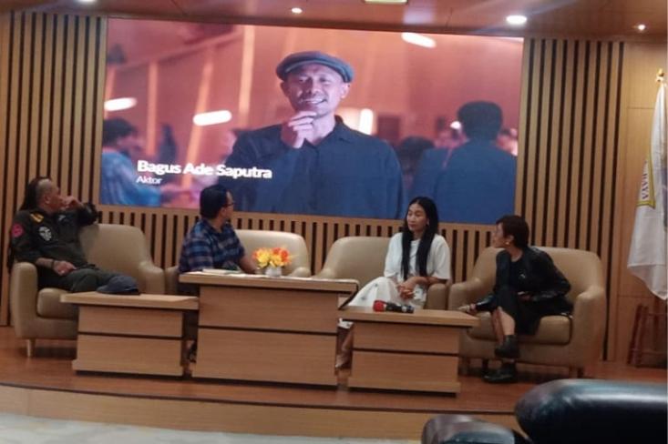 Hadir tiga tokoh lintas bidang, Happy Salma, Mike Marjinal, dan Cris Wibisana. Foto: Ist