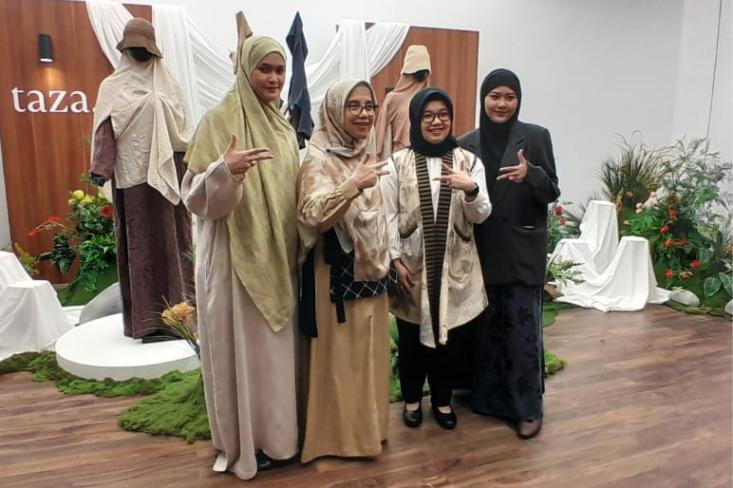 Yuke Sri Rahayu dari Kementrian Ekonomi Kreatif RI (dua dari kiri). Foto: Novi