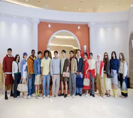 Intelligent Simplicit adalah tema yang diusung untuk koleksi terbaru musim ini