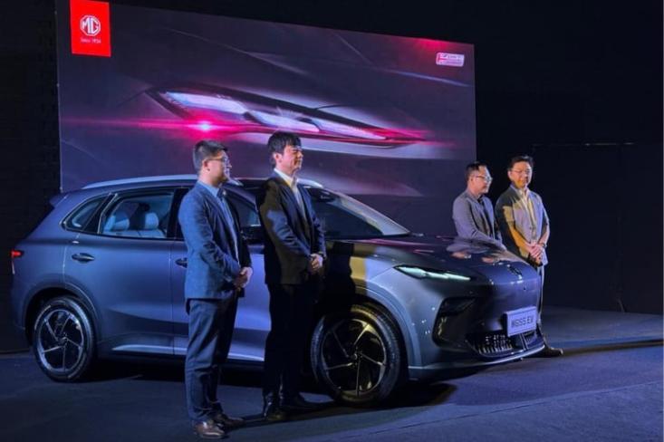 MG Motor Indonesia memperkenalkan MGS5 EV, kendaraan SUV listrik terbarunya. Foto: Novi