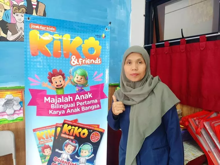 Ratna Suryani Wali Kelas 3A SDN Kenari 01