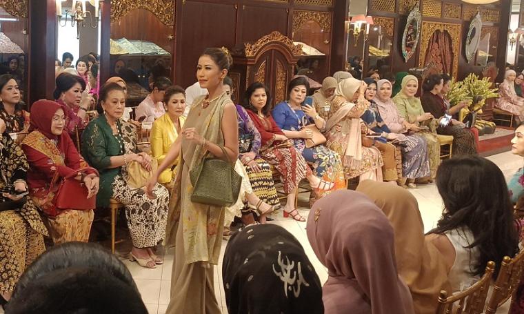 Batik Danar Hadi Prabha Kartini