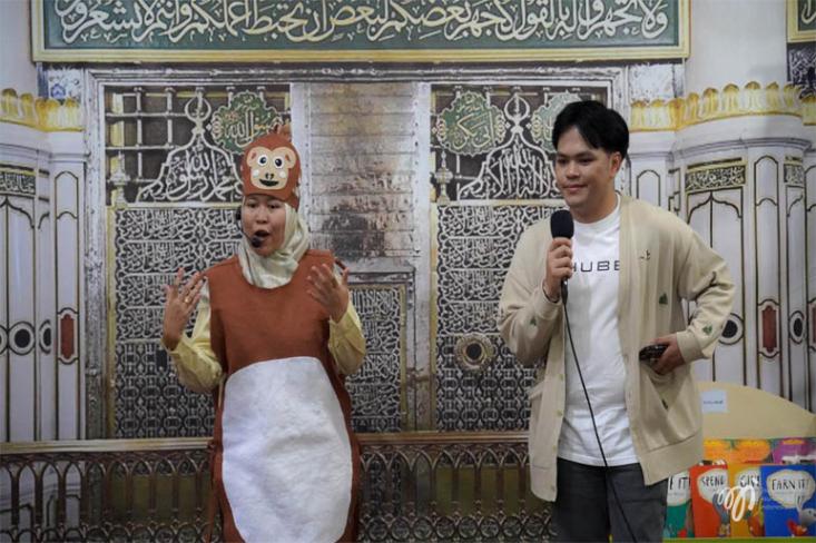 Palupi Mutiasih, pendongeng yang memaparkan literasi keuangan dengan cara asyik. Foto: Ist
