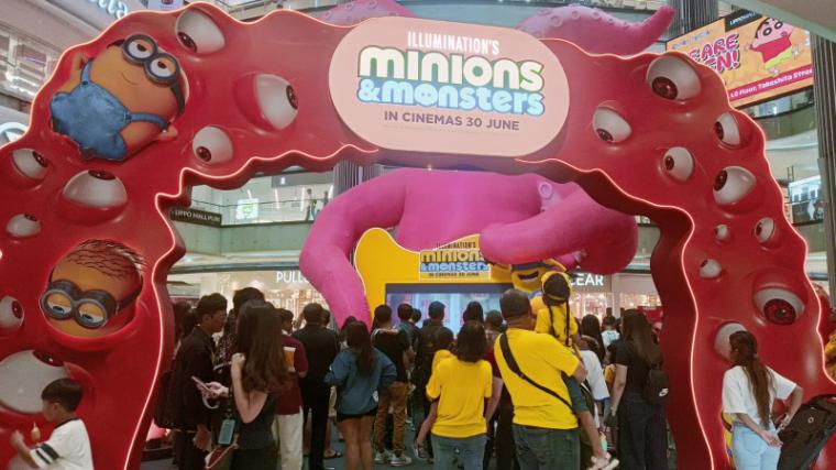 Antusiasme pengunjung memadati area Atrium 2 Lippo Mall Puri